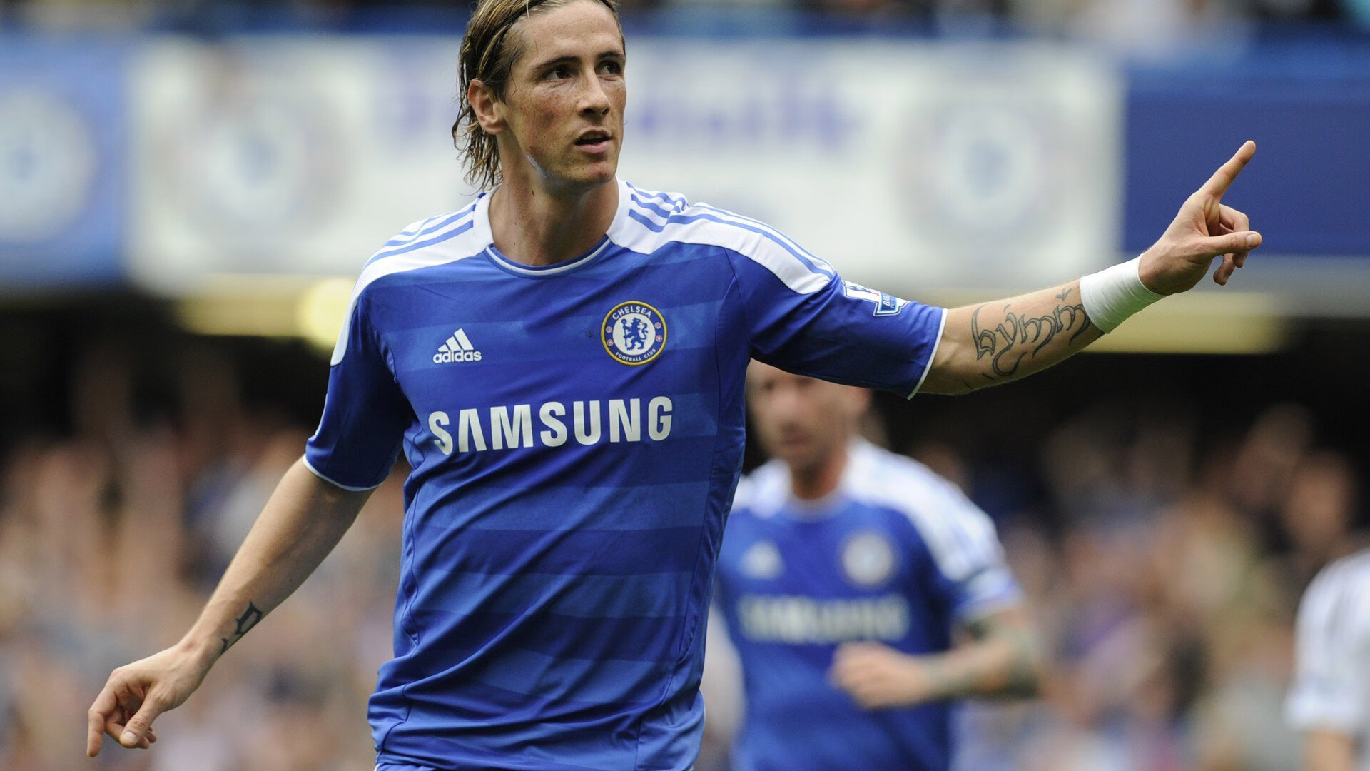 爱游戏体育官网-德甲六强鏖战：多特爆冷输球，莱比锡紧追不舍，多特德甲夺冠